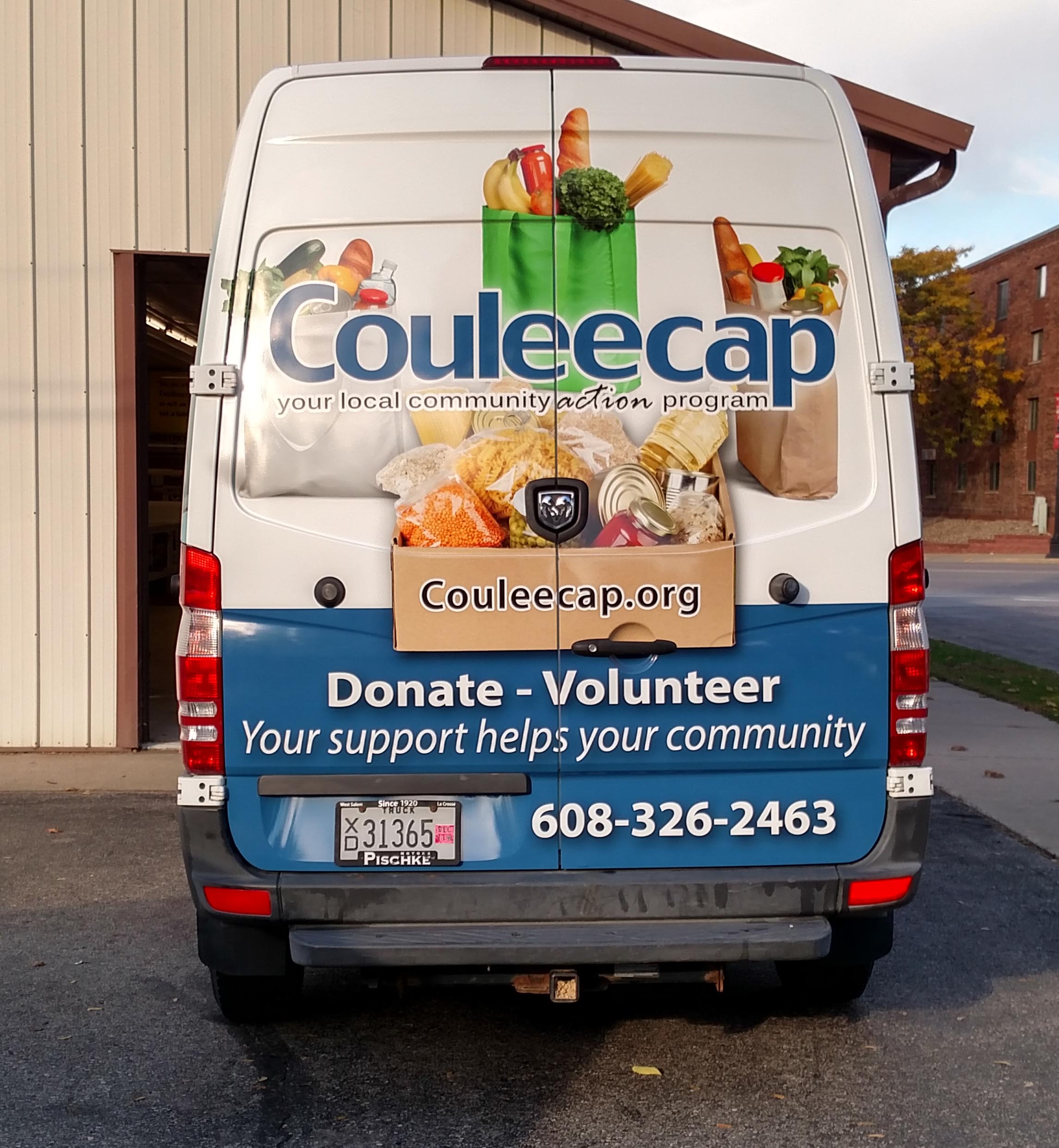 Coulee Cap Van Wrap looks good SignPro of La Crosse